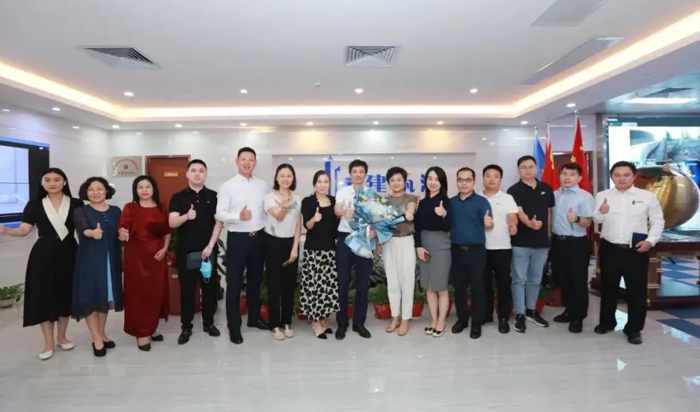 深商行业专题思享会丨搭建大数据平台 助力建筑企业合作共赢