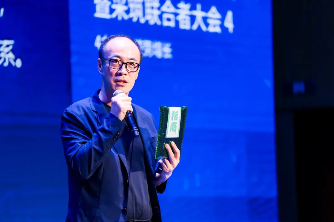 采筑平台都军：为客户提供雪中送炭的服务