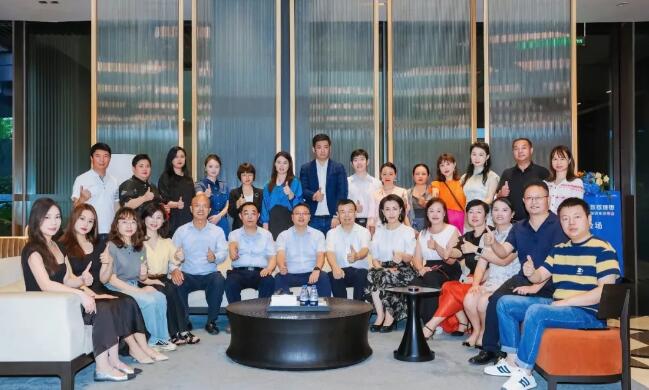 深商企业走进金地环湾城：开启“深港超级湾”时代