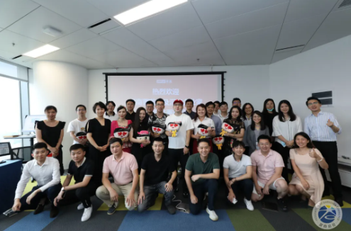 和深商菁英会小伙伴们一起来画吧！