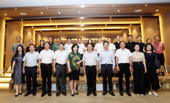 “深”讯丨大理州长率队到深商会与深商交流